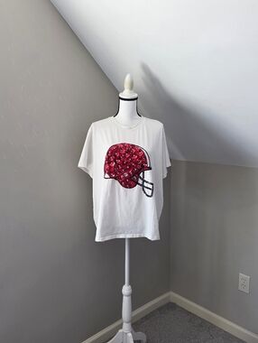 Queen Of Sparkles Flower Helmet Tee